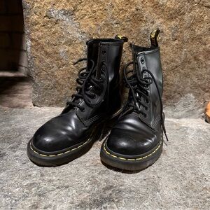 Dr. Martens Original 1460 smooth leather boots in black, size 8/37